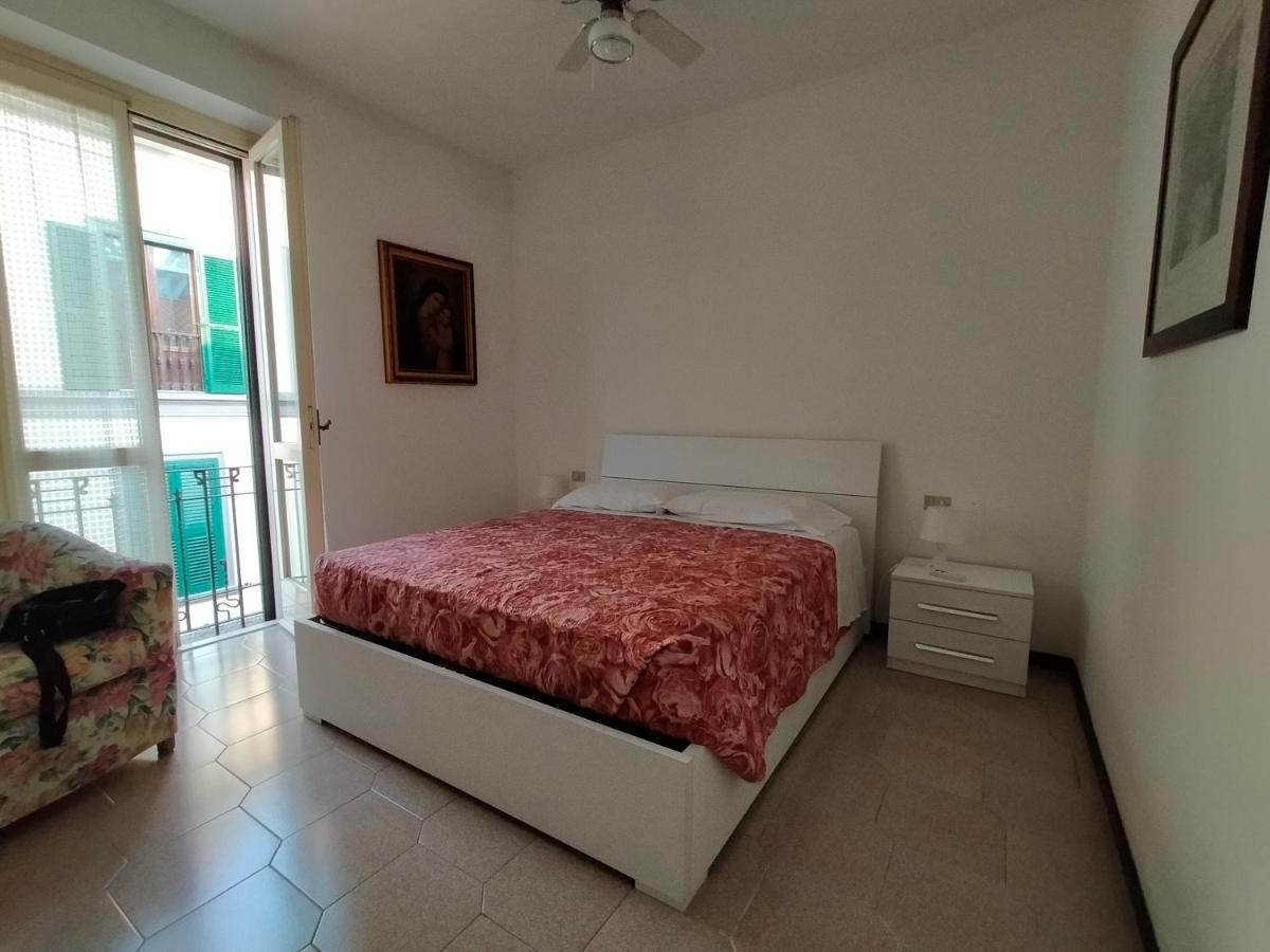 Central Guesthouse Cir 015146-Cni-01484 ミラノ エクステリア 写真