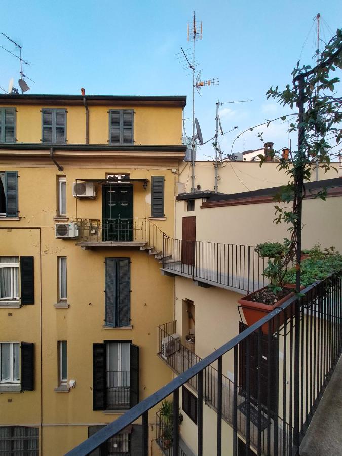 Central Guesthouse Cir 015146-Cni-01484 ミラノ エクステリア 写真
